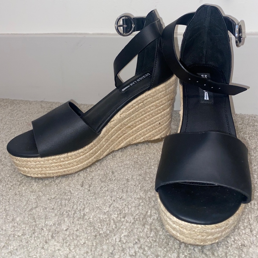 New black wedges